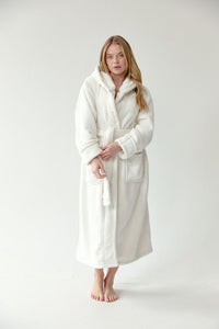 CMFRT Fluffy Robe With Clip Button - Sylvia