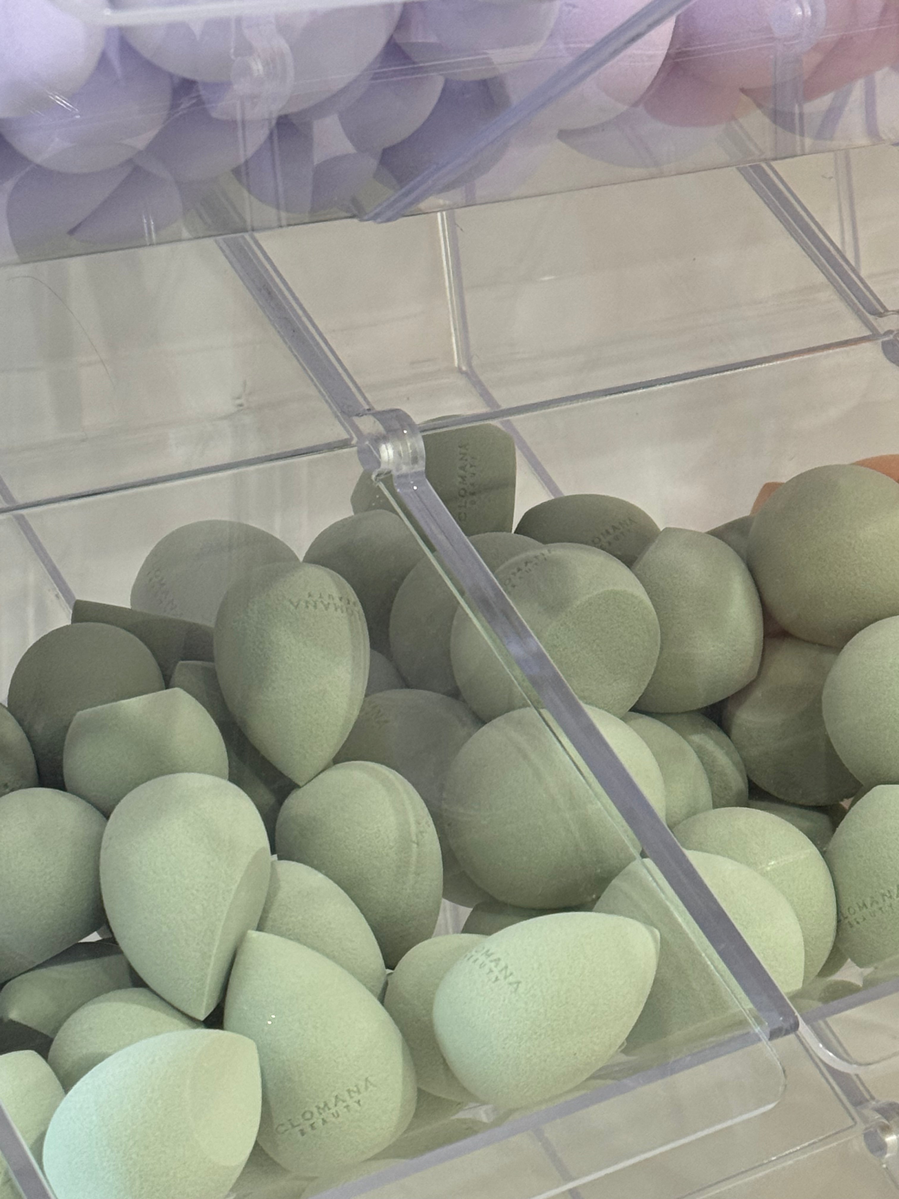 Pick n Mix Marshmallow Sponges – CLOMANÁ Beauty