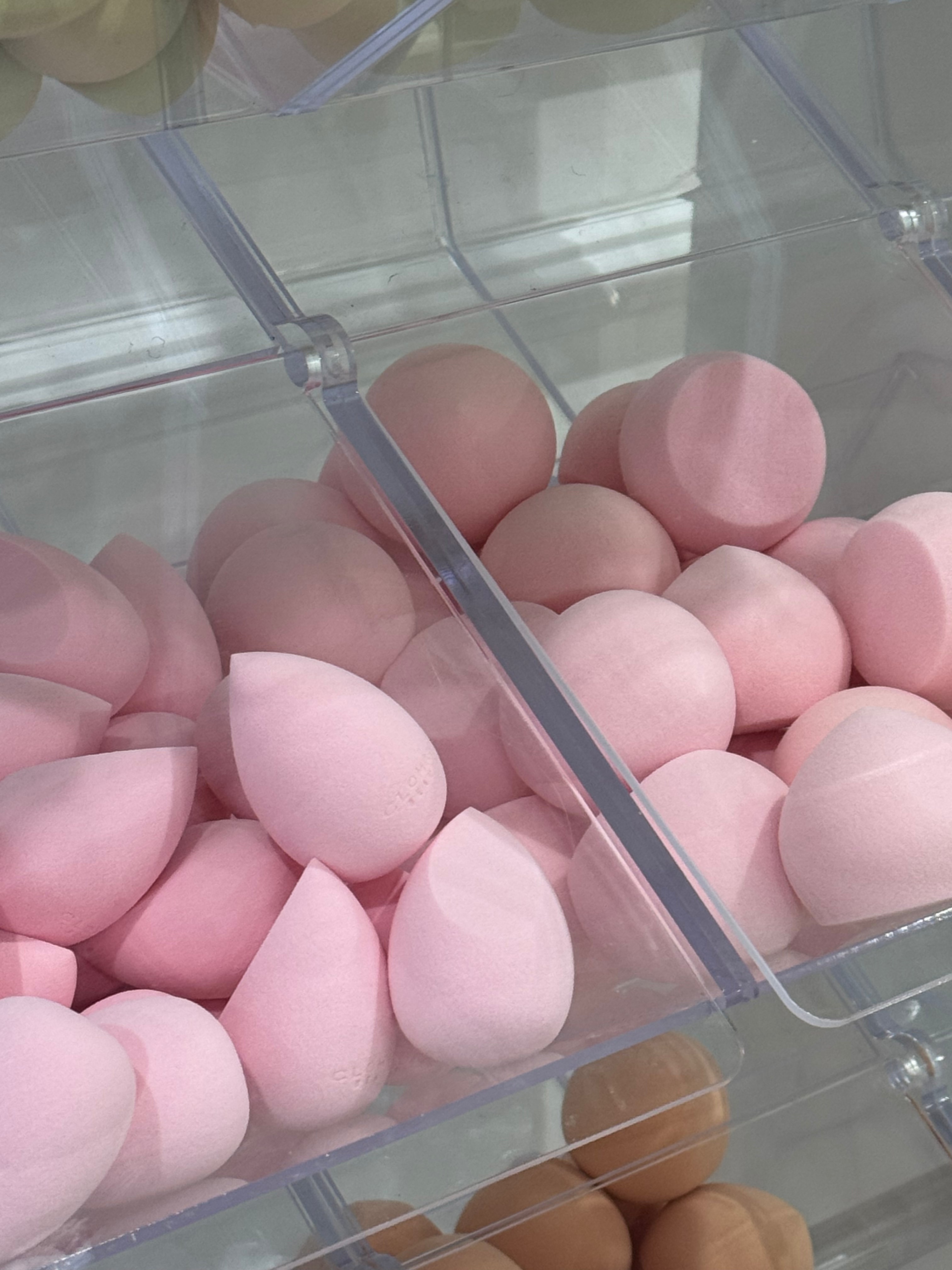 Pick n Mix Marshmallow Sponges – CLOMANÁ Beauty