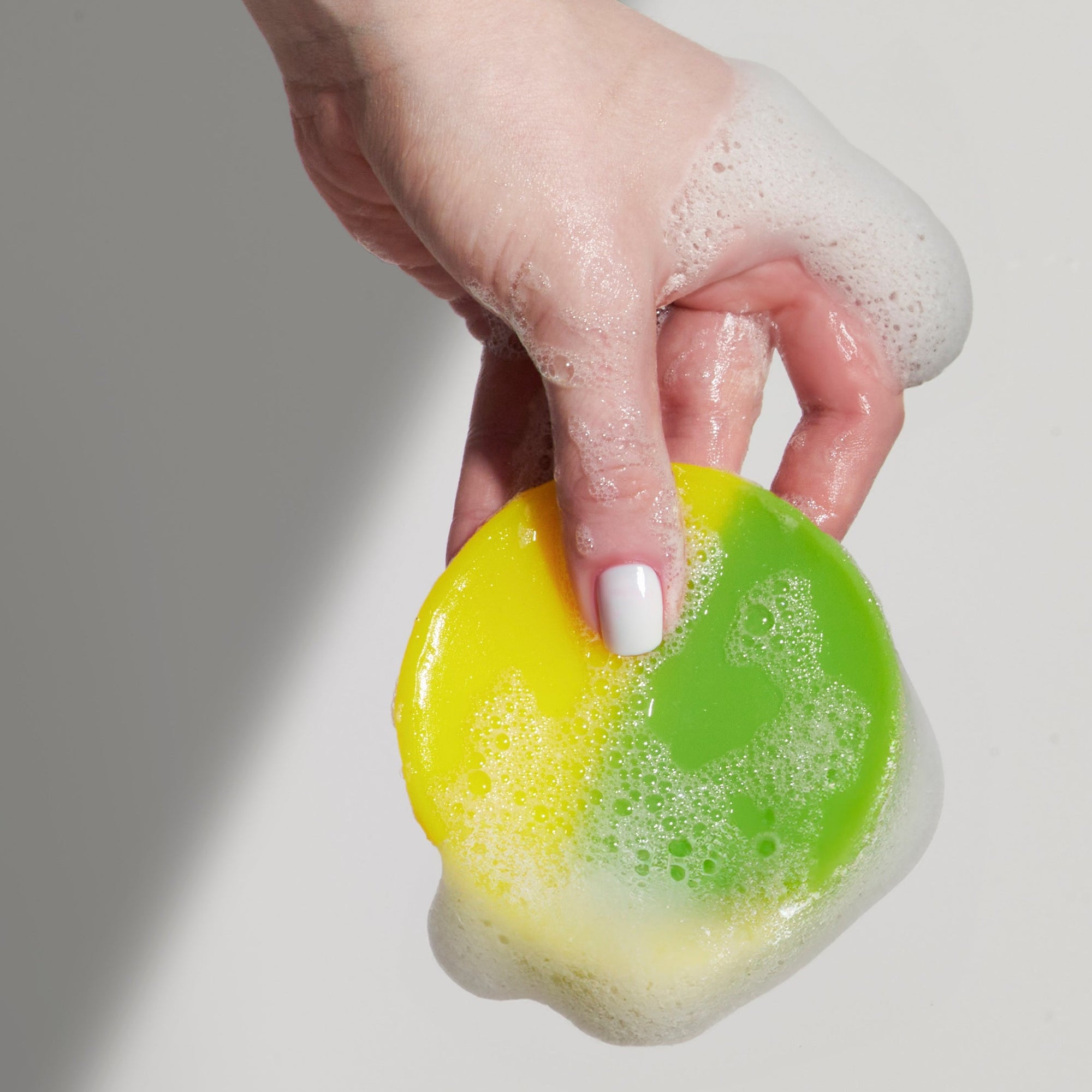 Clomana Brush &amp; Sponge Dual Scented Soaps